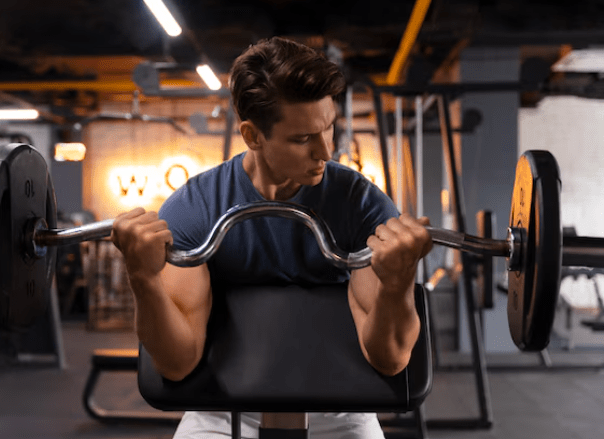 Magnum - Essentials Whey 100+ (Original) © - Kahn Health